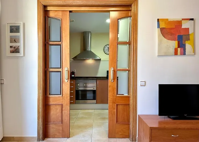 Appartamento Lets Holidays Centric With Pool In Tossa 2 Tossa de Mar