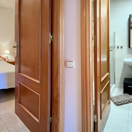 Lets Holidays Centric With Pool In Tossa 2 Appartement Tossa de Mar