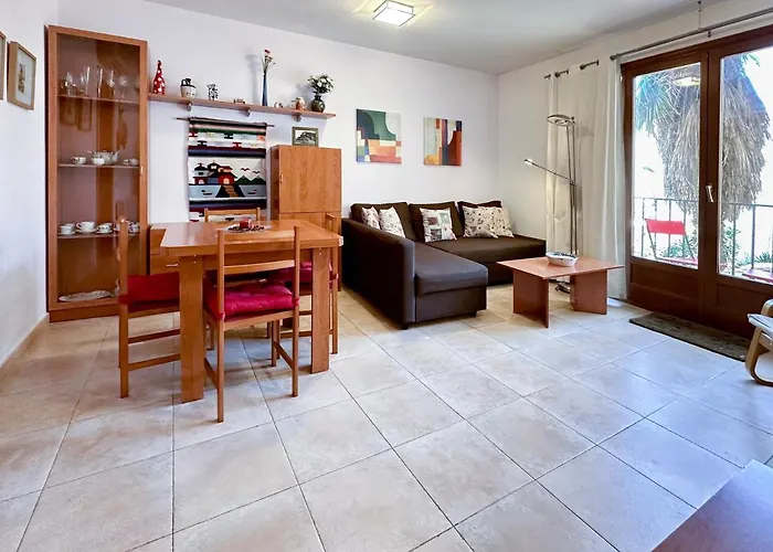 Lets Holidays Centric With Pool In Tossa 2 Апартаменты Тосса-де-Мар